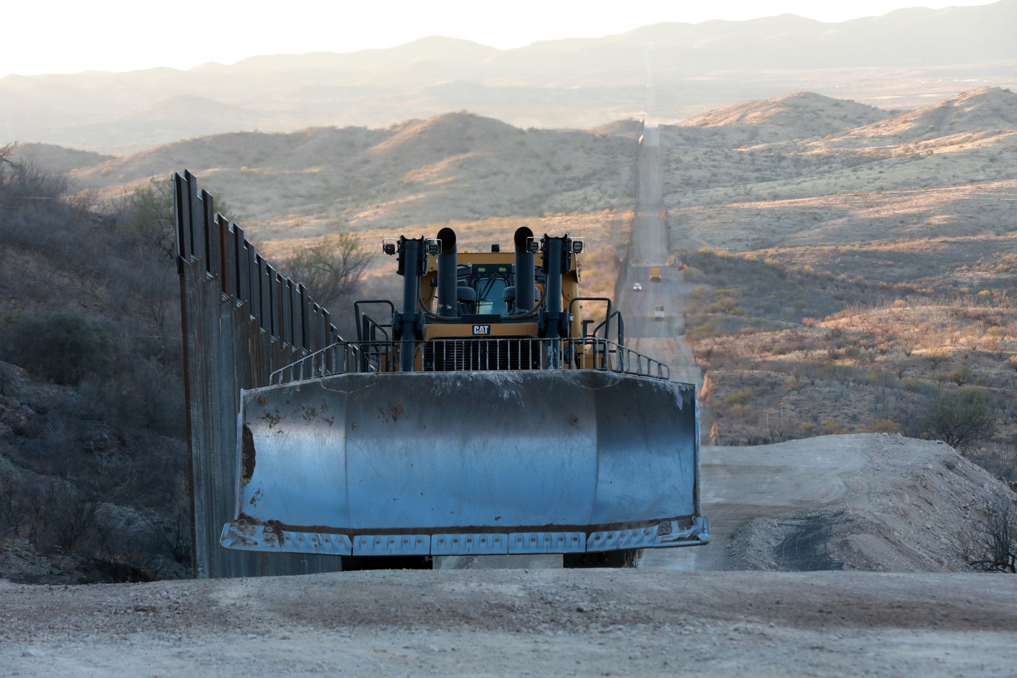 Fact-checking Claim That Texas Is Finishing Border Wall With 'Operation ...