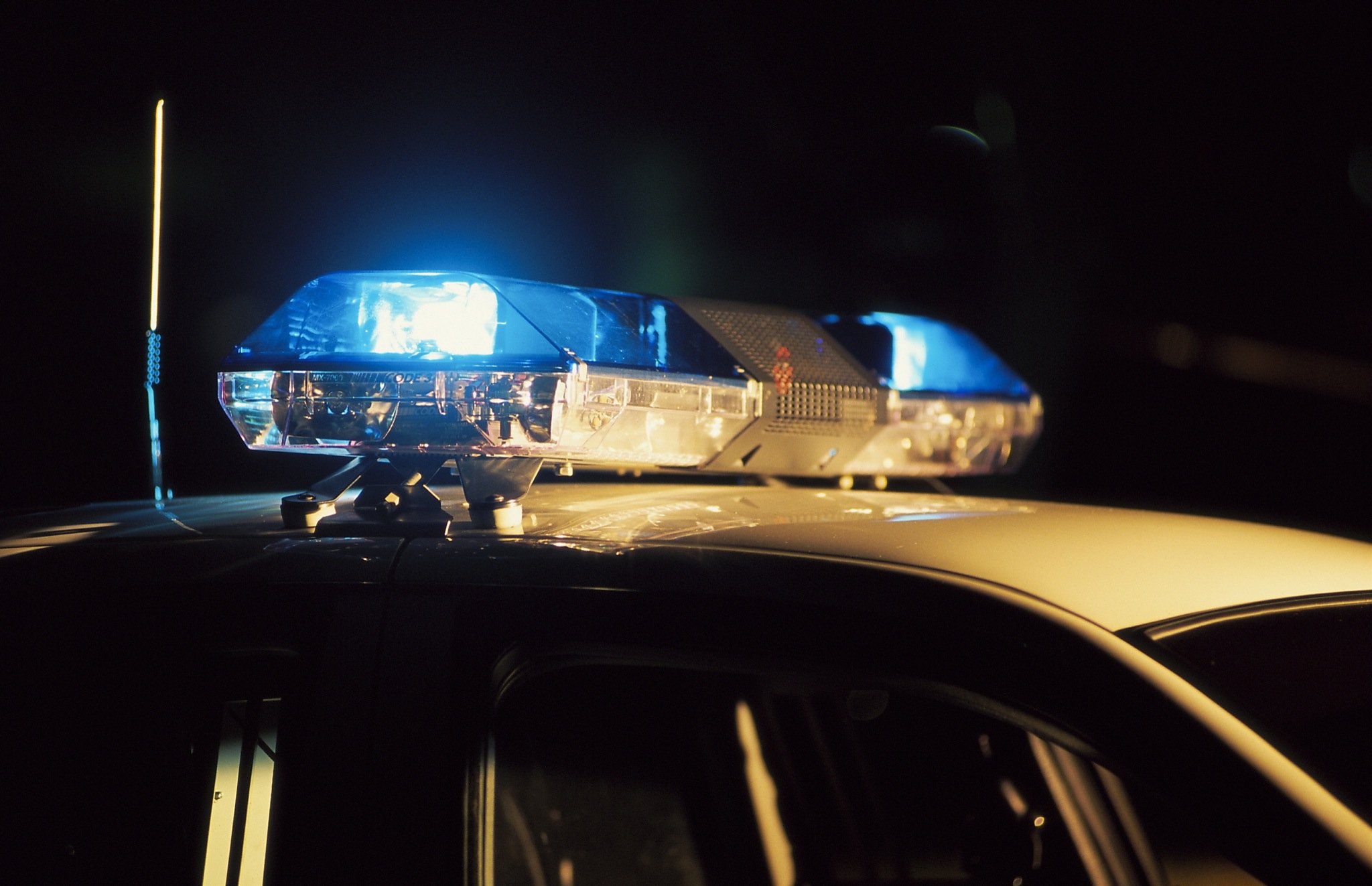 旧金山警方逮捕一名涉嫌在15起零售店盗窃案件中作案的14岁女孩