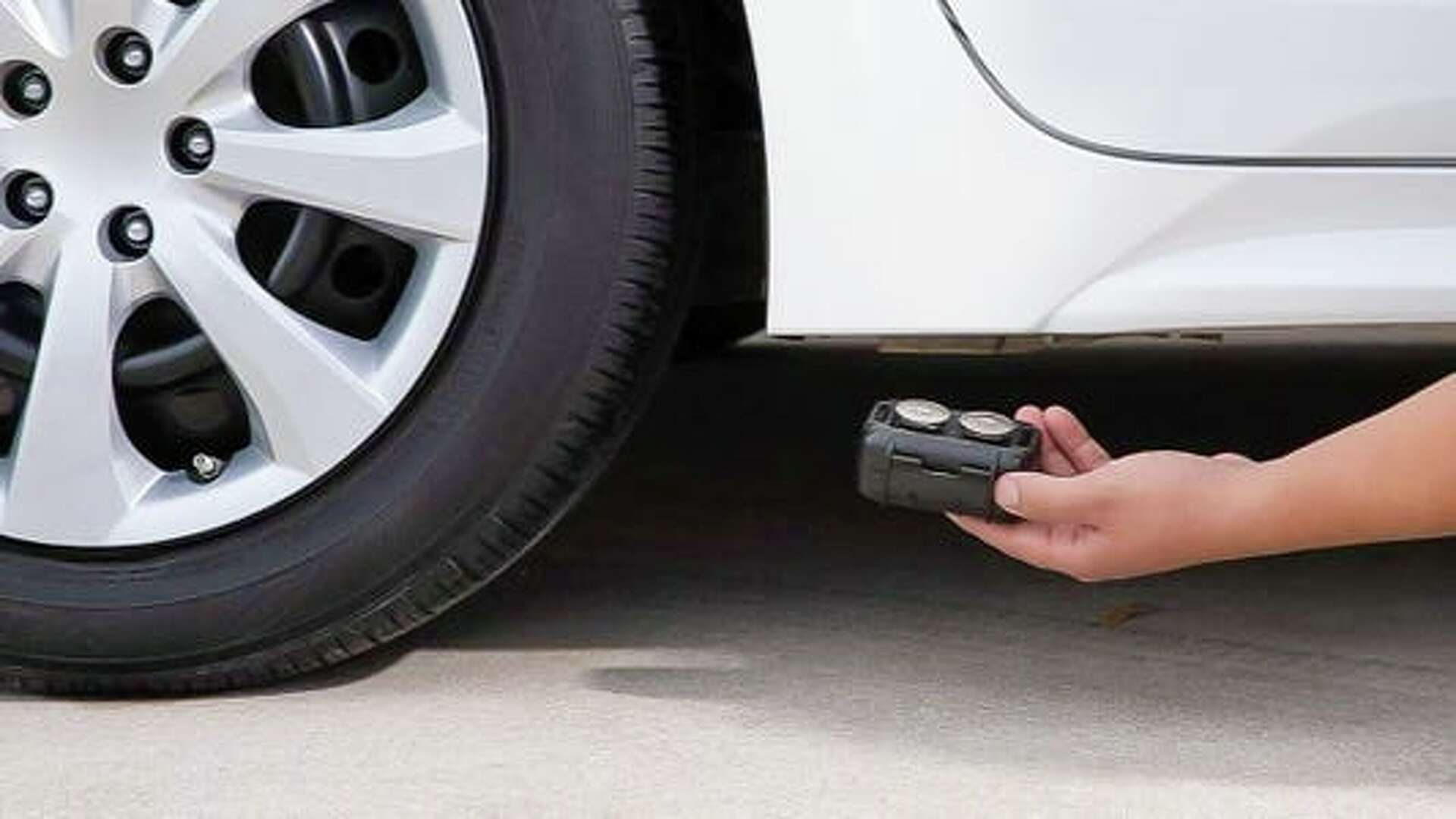 Best hidden gps tracker for car discount