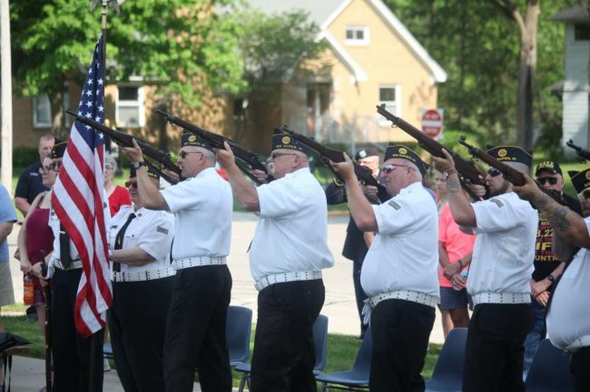 The AMVET Post No. 1941 is inviting area residents to join veterans and their families in celebrating National Vietnam War Veterans Day. In this Pioneer file photo, the American Legion Post No. 98 Honor Guard prepare for a 21-gun salute.