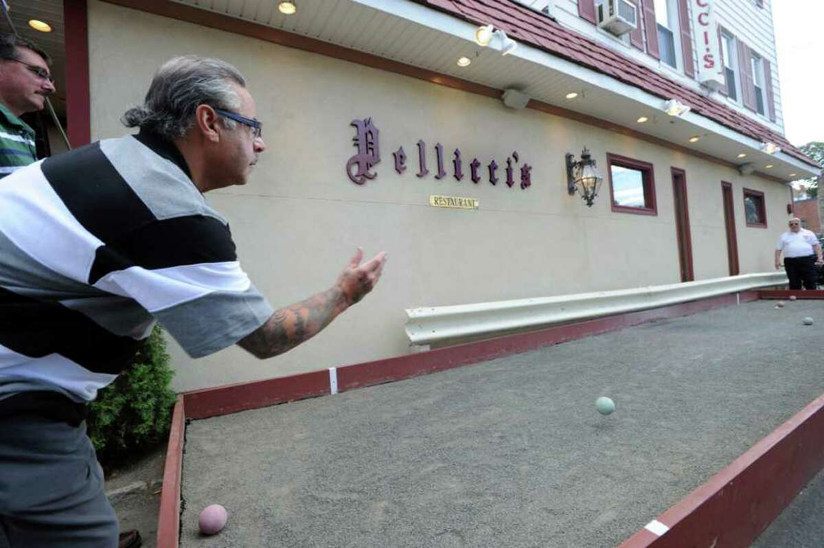 Pellicci's adds bocce to the menu