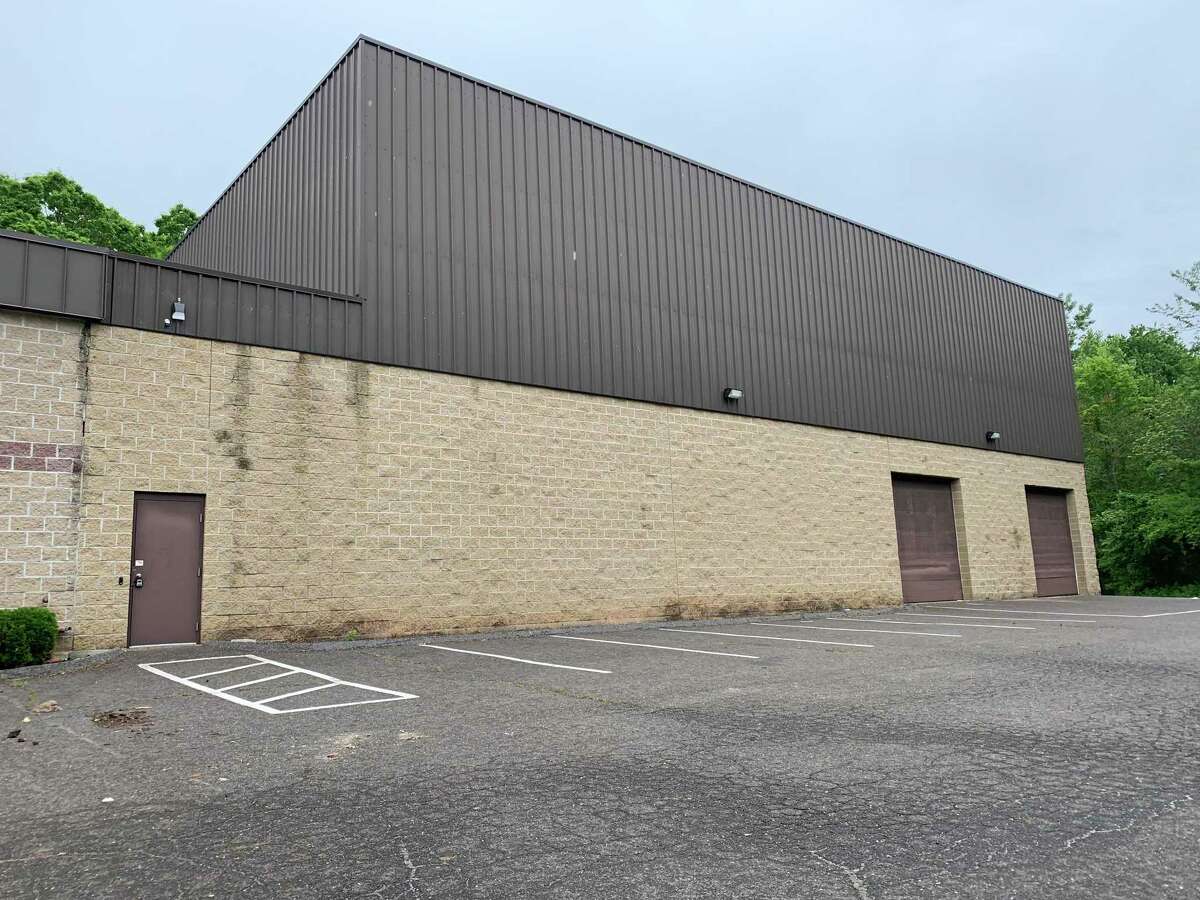 Milton & Goose, a toy manufacturing company - known for its wooden kitchen sets and dollhouses -will be relocating its production to more than 9,000 square feet of space at 580 Pepper St. in Monroe.