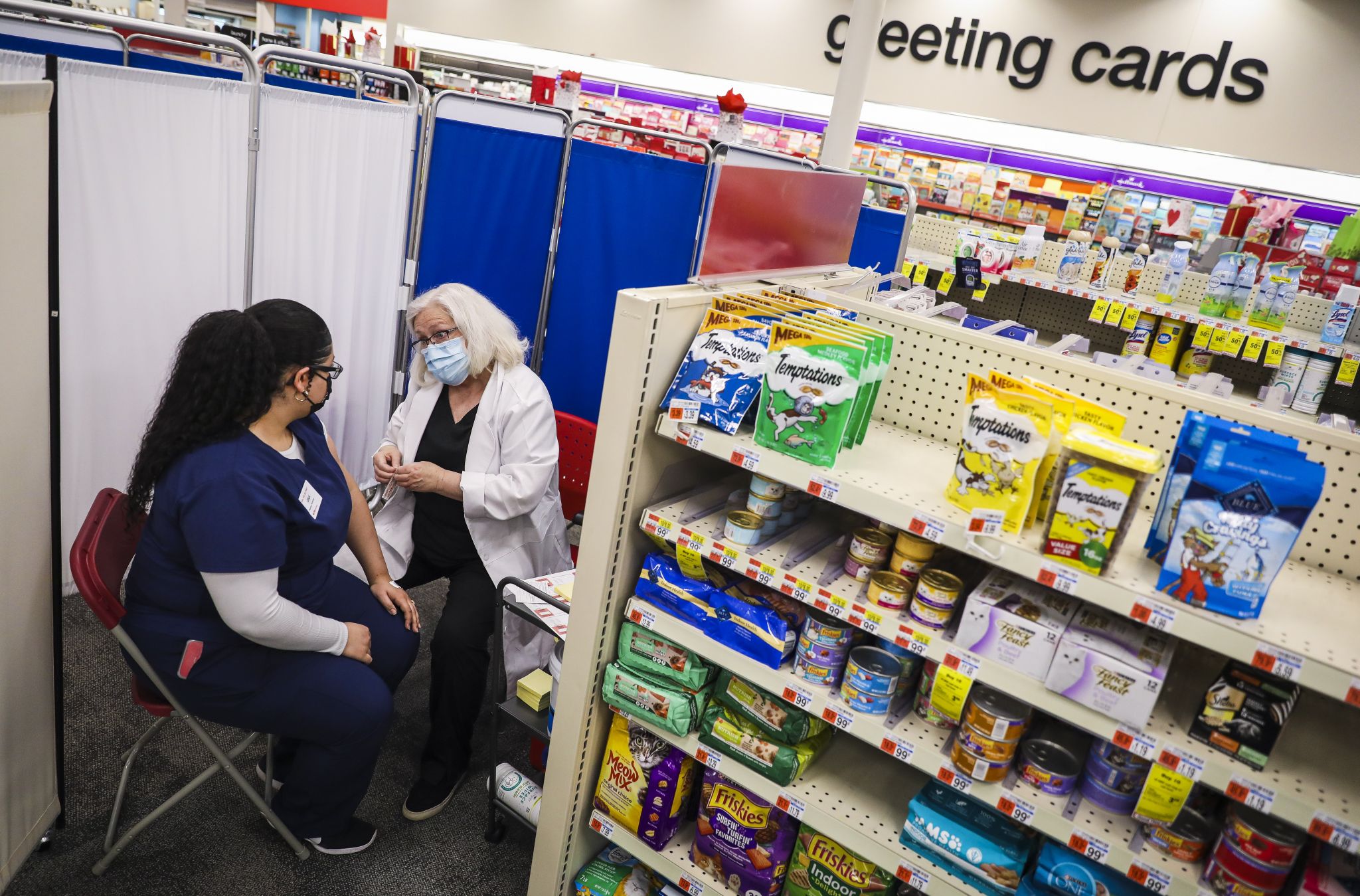 Some CVS pharmacies across Washington state to start offering COVID19