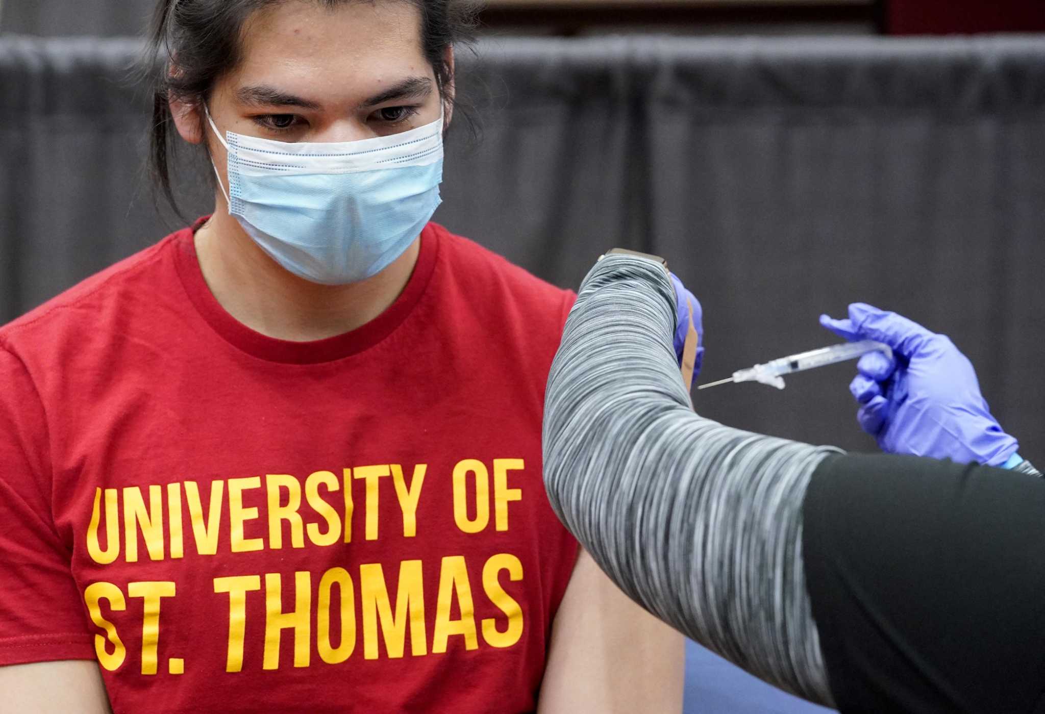 COVID Help Desk I’m vaccinated. What can I do inside?