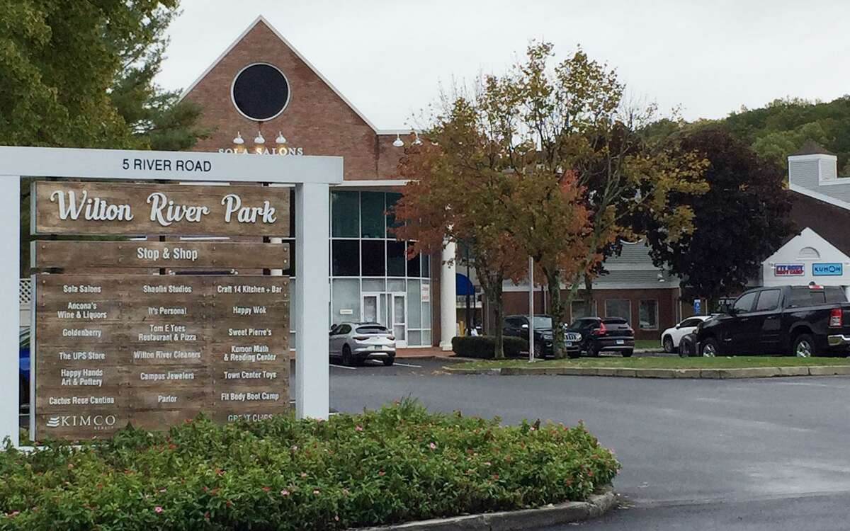 The Wilton Planning and Zoning Commission is tentatively expecting to draft its own outdoor dining regulations by late April.