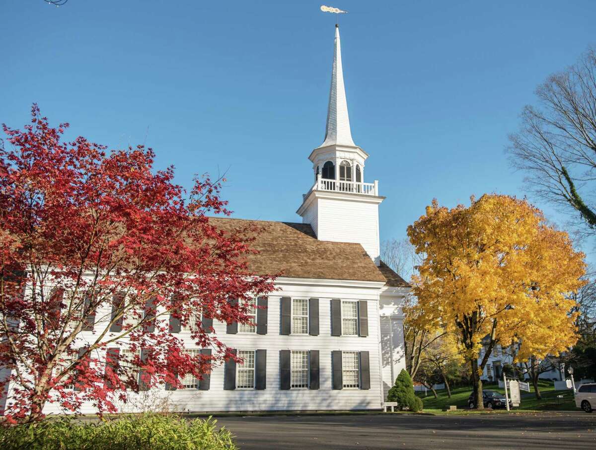 Wilton Congregational Church has rescinded its request for an emergency generator and a diesel fuel tank after nearby residents opposed the plan.