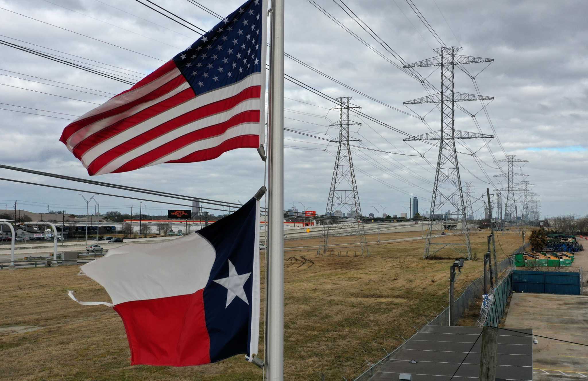 An open Texas power grid would boost reliability and renewables, experts say - Vimarsana News