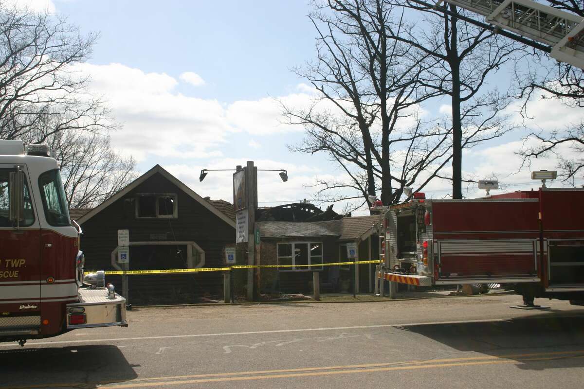 Fire burns down half of Blue Lake Tavern