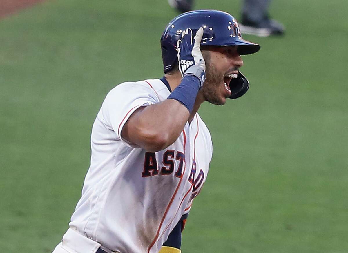Astros seal home opener with gold-plated win