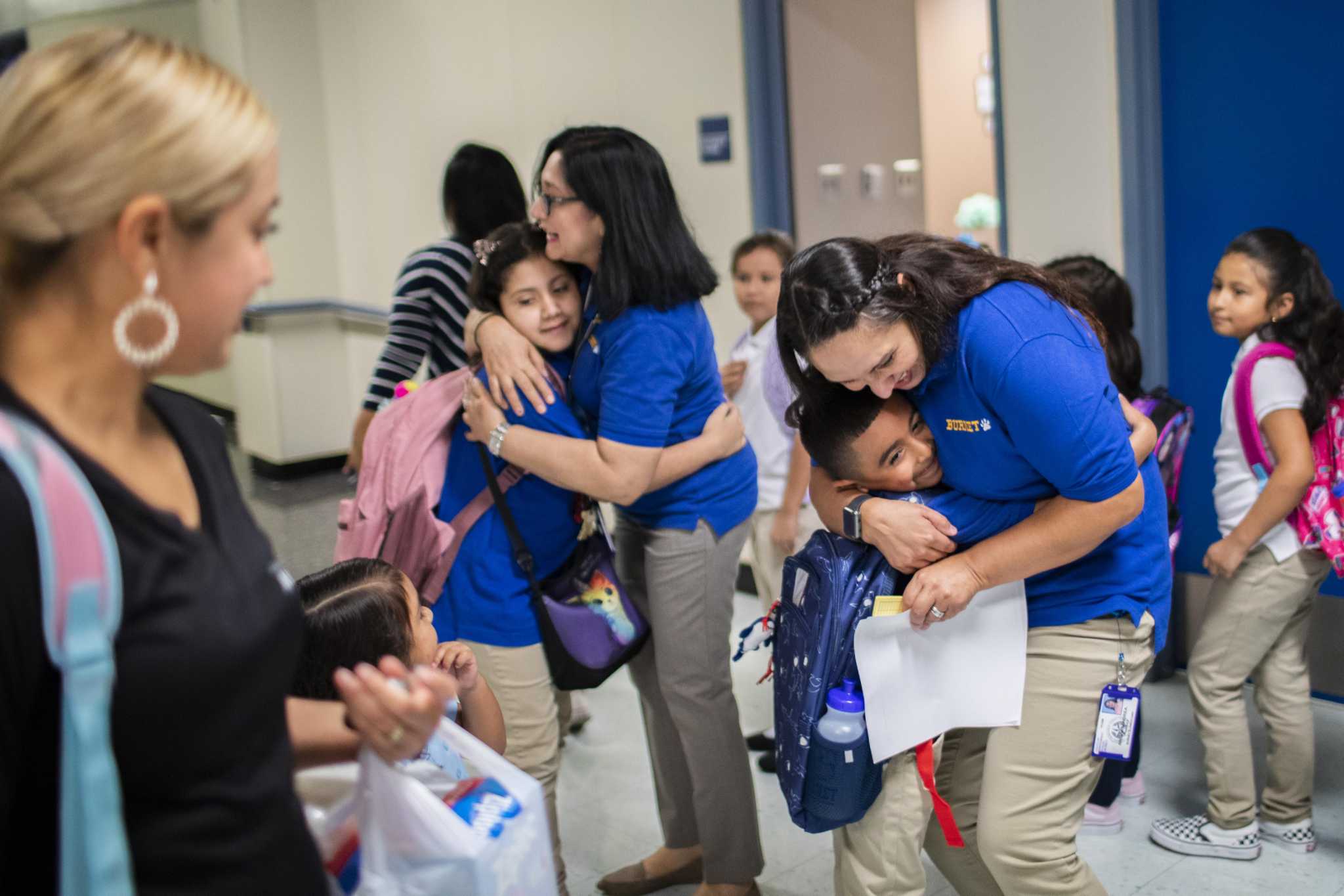 Houston ISD to keep school start date after committee kills innovation plan