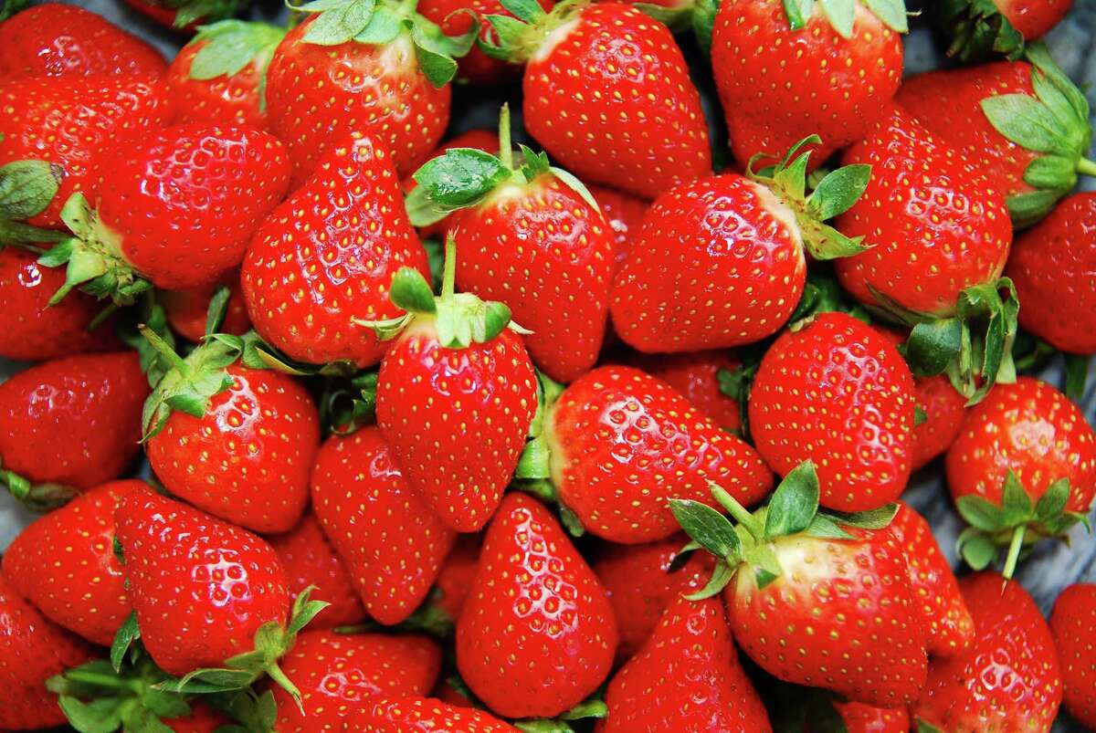 How to keep strawberries fresh for longer, like a week or more
