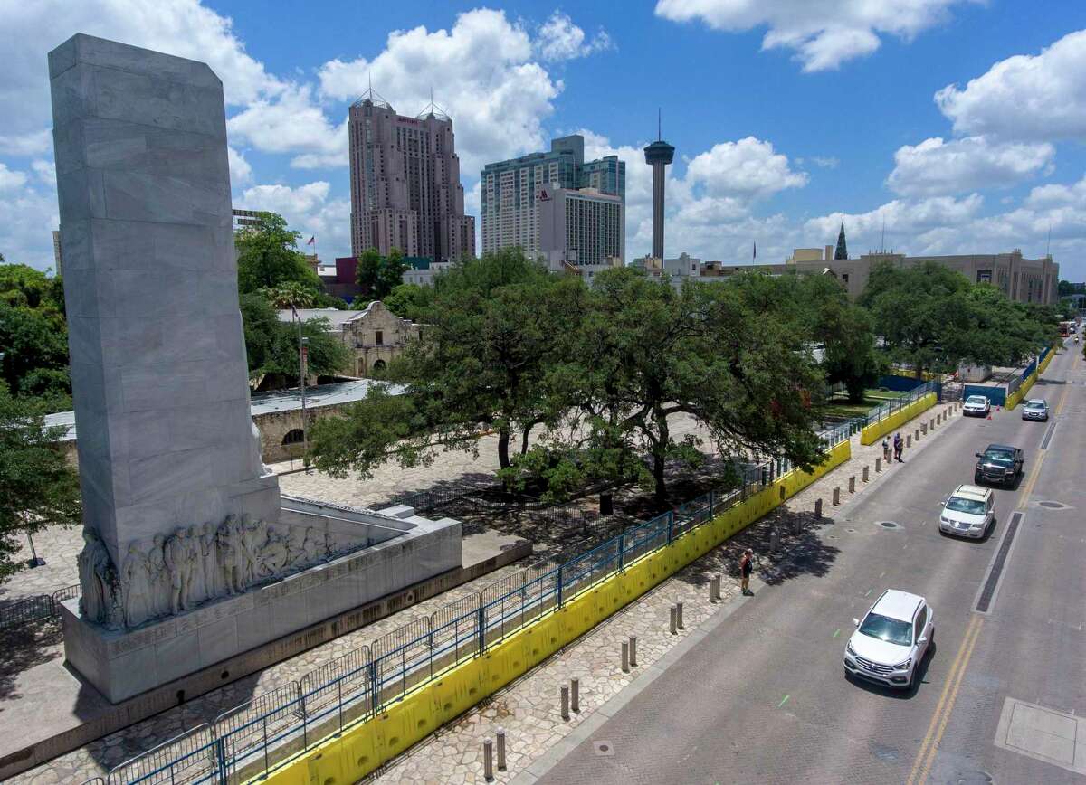 The Alamo Cenotaph and Alamo Street, shown in a June photograph, were topics of discussion and action Wednesday night by the Alamo Citizen Advisory Committee. The panel supported keeping the Cenotaph in place and initiating a repair plan, and endorsed closing a section of the street, between Houston and Crockett streets, that is in the historic mission-fort footprint.