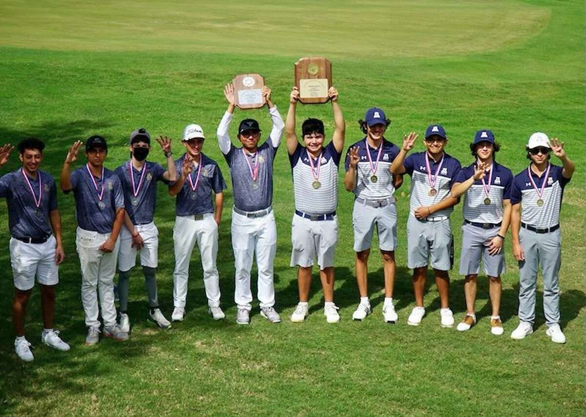 The Alexander Gold team, right, won the District 30-6A title Thursday, and the Blue team placed second to also earn a berth to the regional tournament.