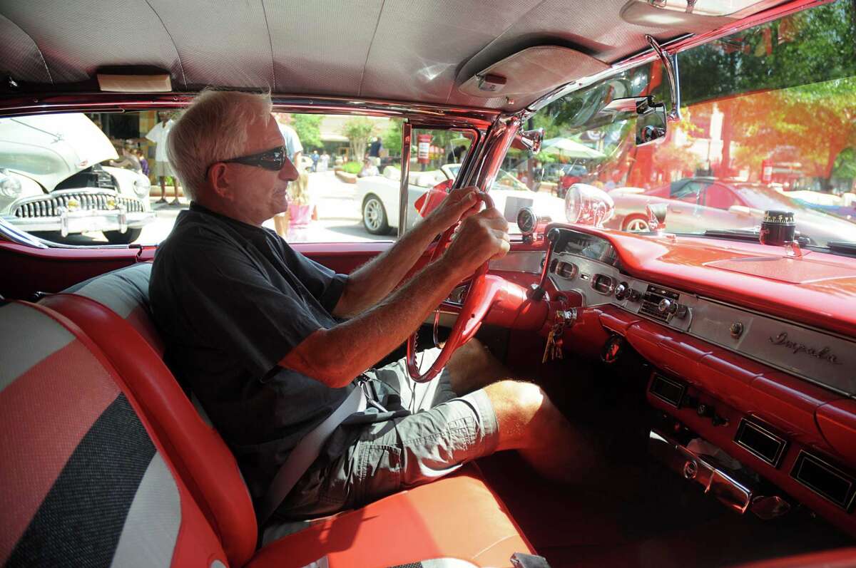 The Woodlands Car Club revs up for 20 year celebration
