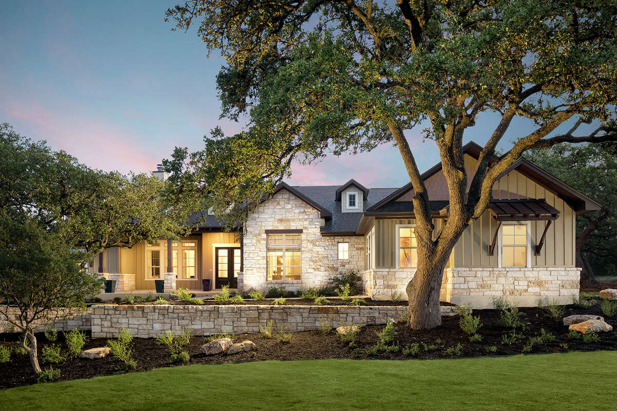 Texas Homes: 103 Bent Tree Drive