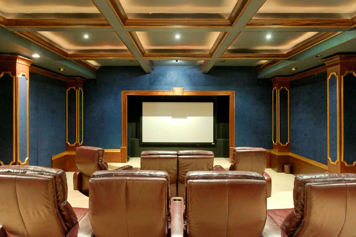 Luxury real estate photographers get a peek into CT’s most expensive mansions