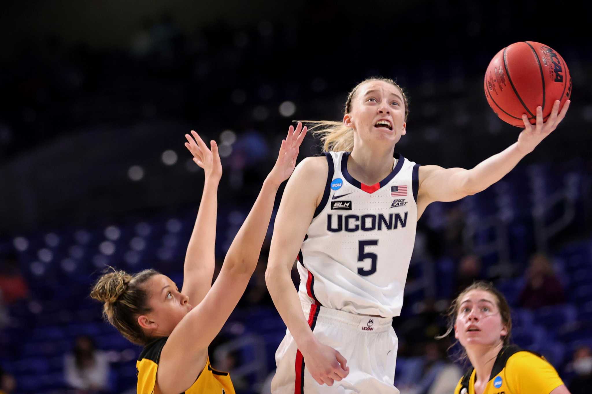 UConn’s Paige Bueckers shares USBWA Freshman of the Year honors with ...