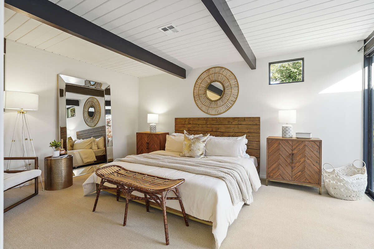 850 Richardson Court, Palo Alto