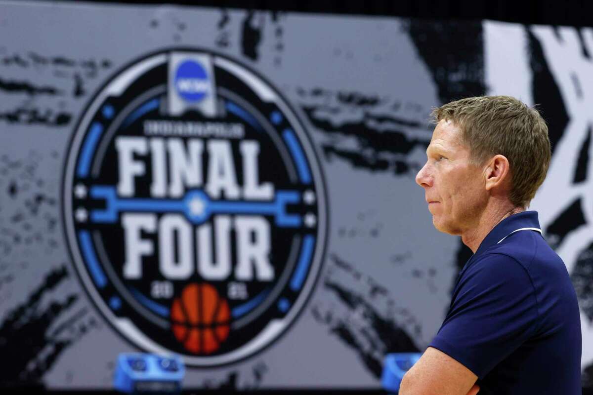 Texas A&M International head men’s basketball Rodney McConnell coached against Gonzaga’s Mark Few, pictured, back when he was an assistant at the University of Montana.