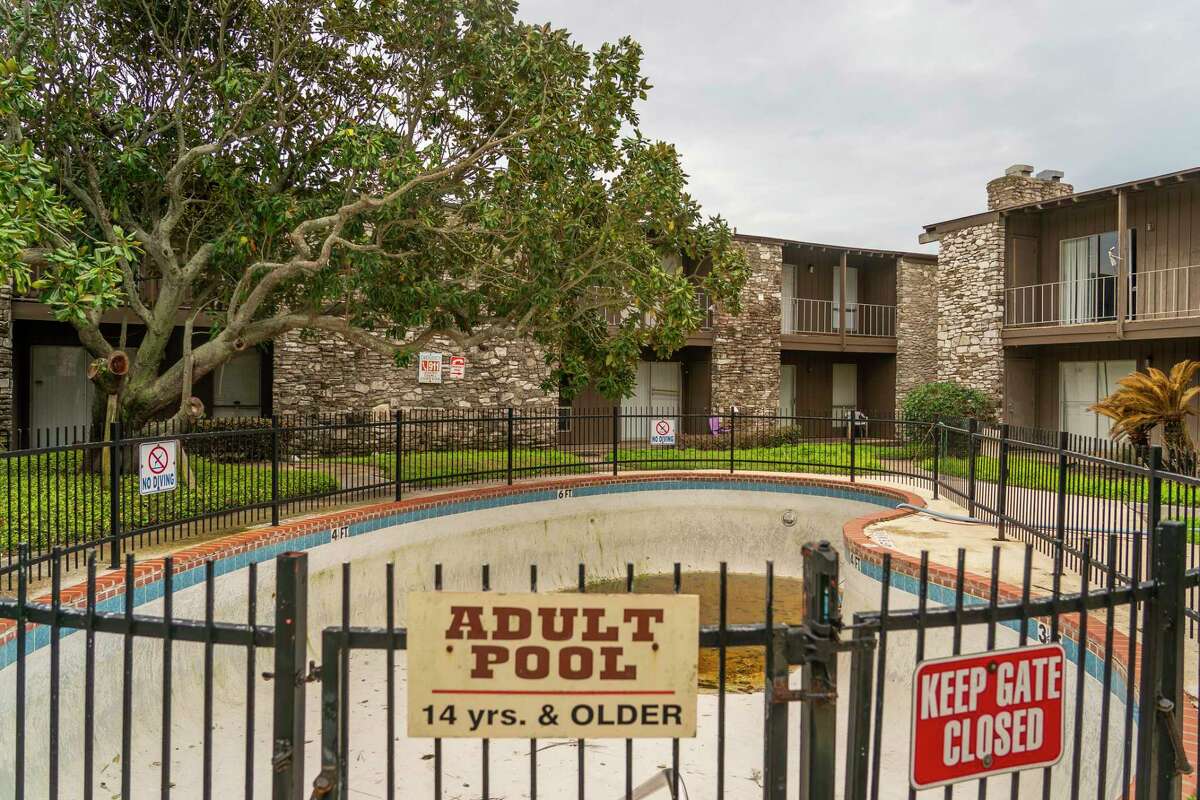 Fertittaowned apartments in Galveston rendered 'uninhabitable' after