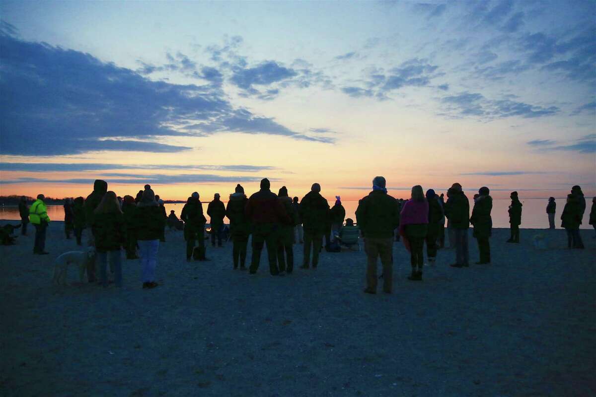 'To greet the day on Easter is a gift': Sunrise service ...