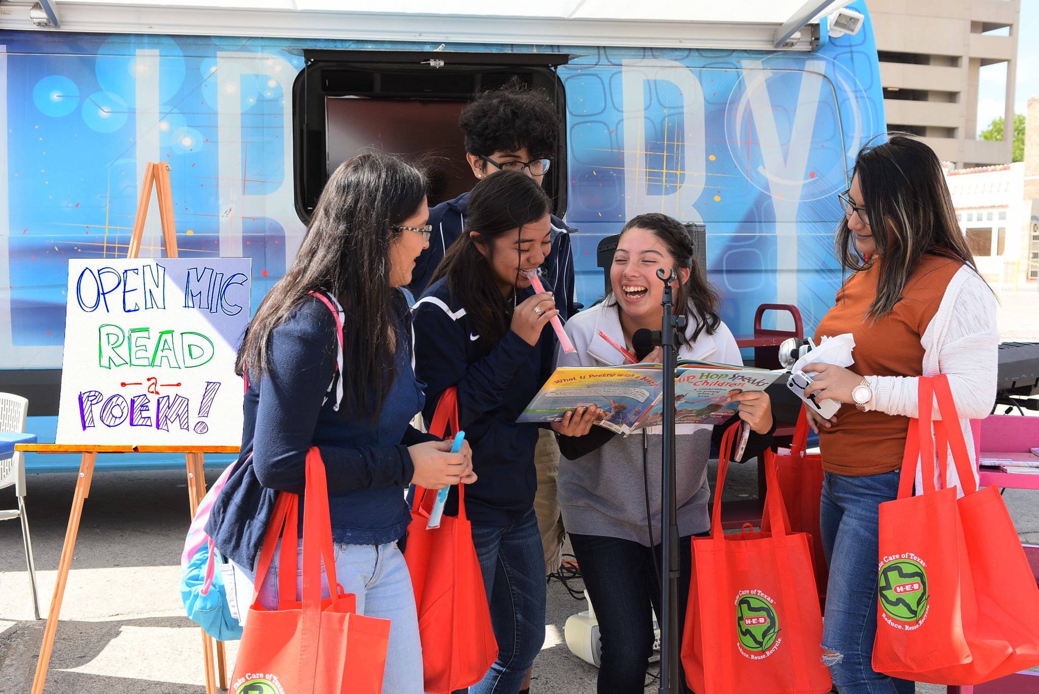 The San Antonio Book Festival is back this Friday. Don't miss these sessions - Vimarsana News