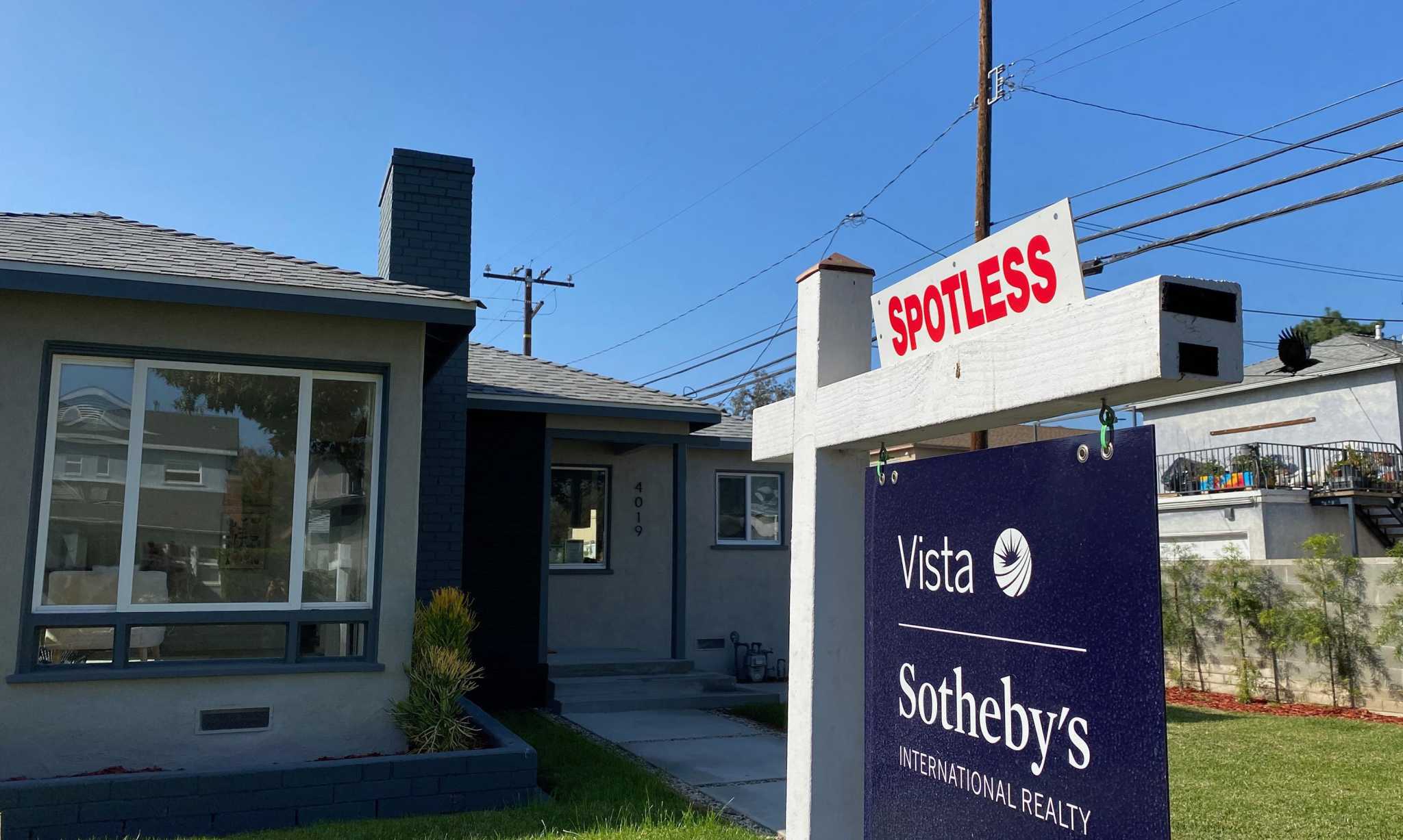 The pandemic's effect on the housing market helped some - but others are left behind - Vimarsana News