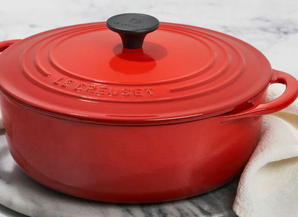 internettet tro Disciplin Le Creuset is hosting a first-ever 'Factory to Table' sale online, with  items as low as $8