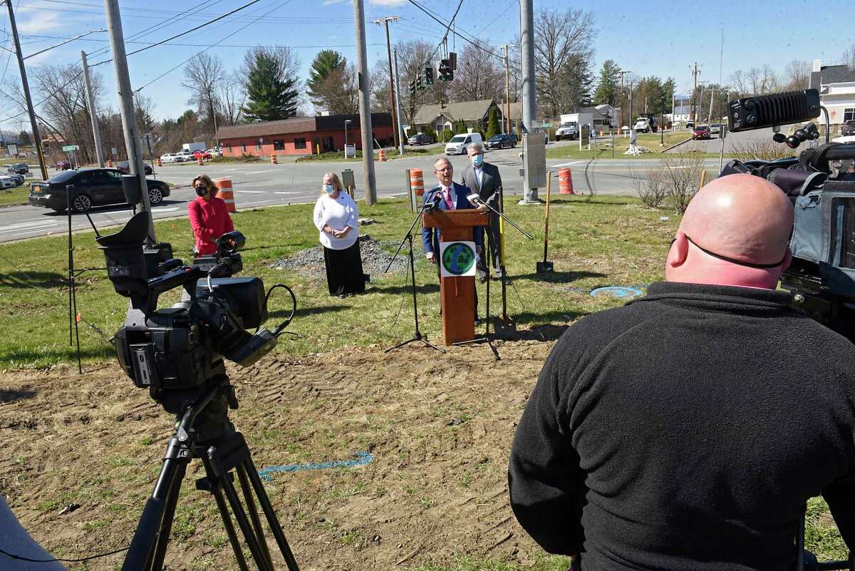 Photos 9.6 million Route 4 project gets underway