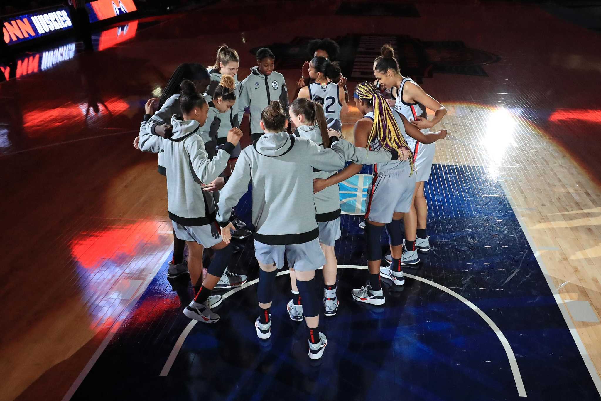 Here's a player-by-player breakdown of the UConn women's 2021-22 roster