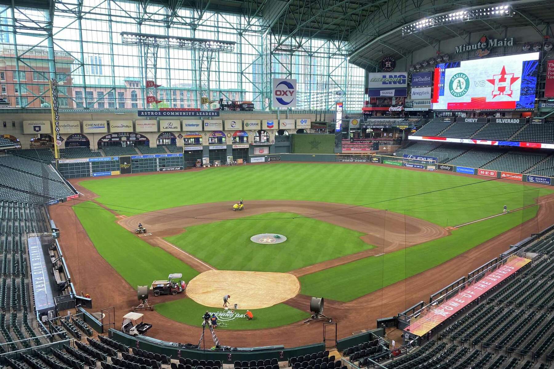 What you can expect when you attend an Astros game this season