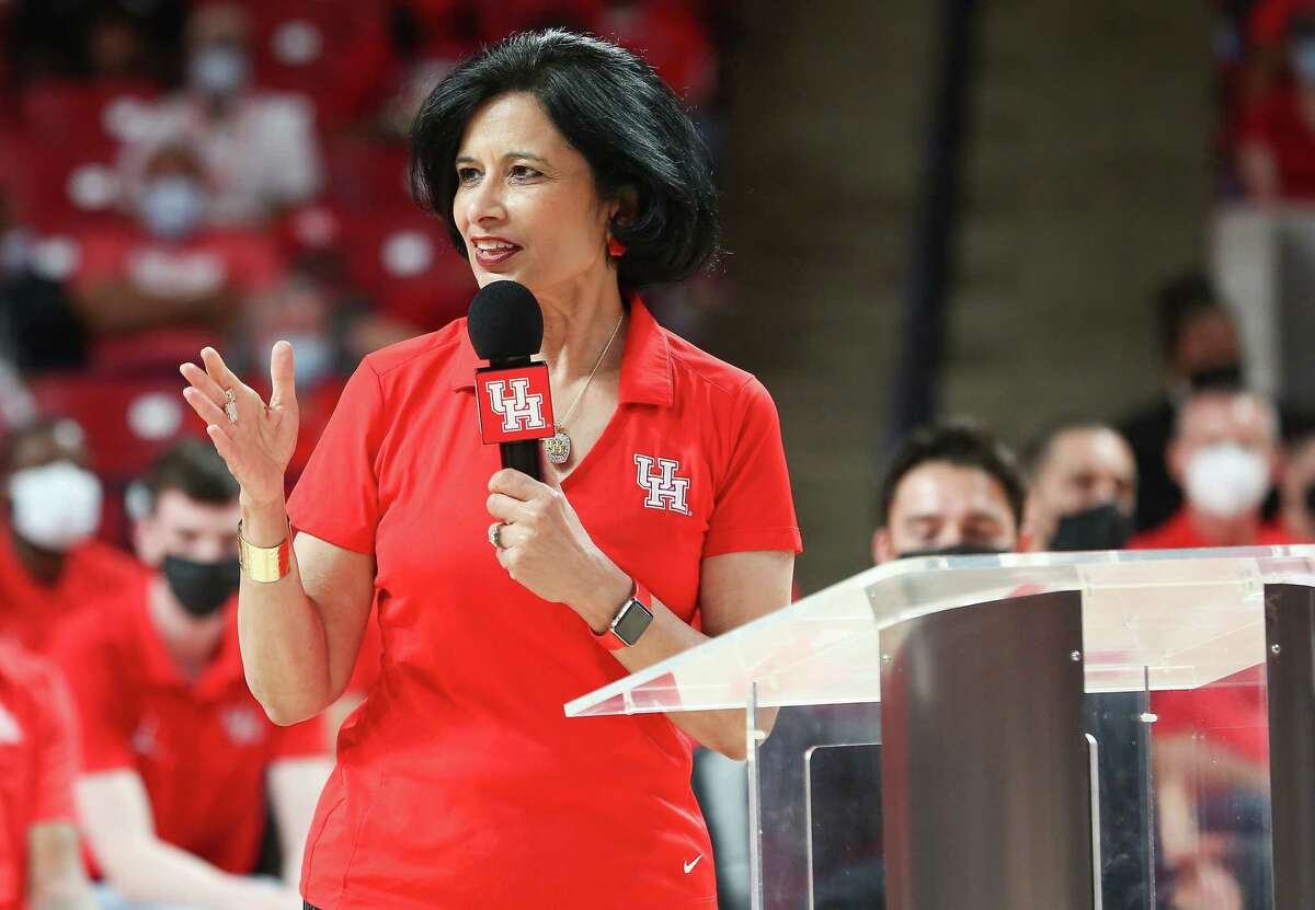 UH President Renu Khator addresses the crowd during the UH Athletics Department celebrate the men's basketball team's run to the 2021 Final Four at the Fertitta Center in Houston on Wednesday, April 7, 2021.