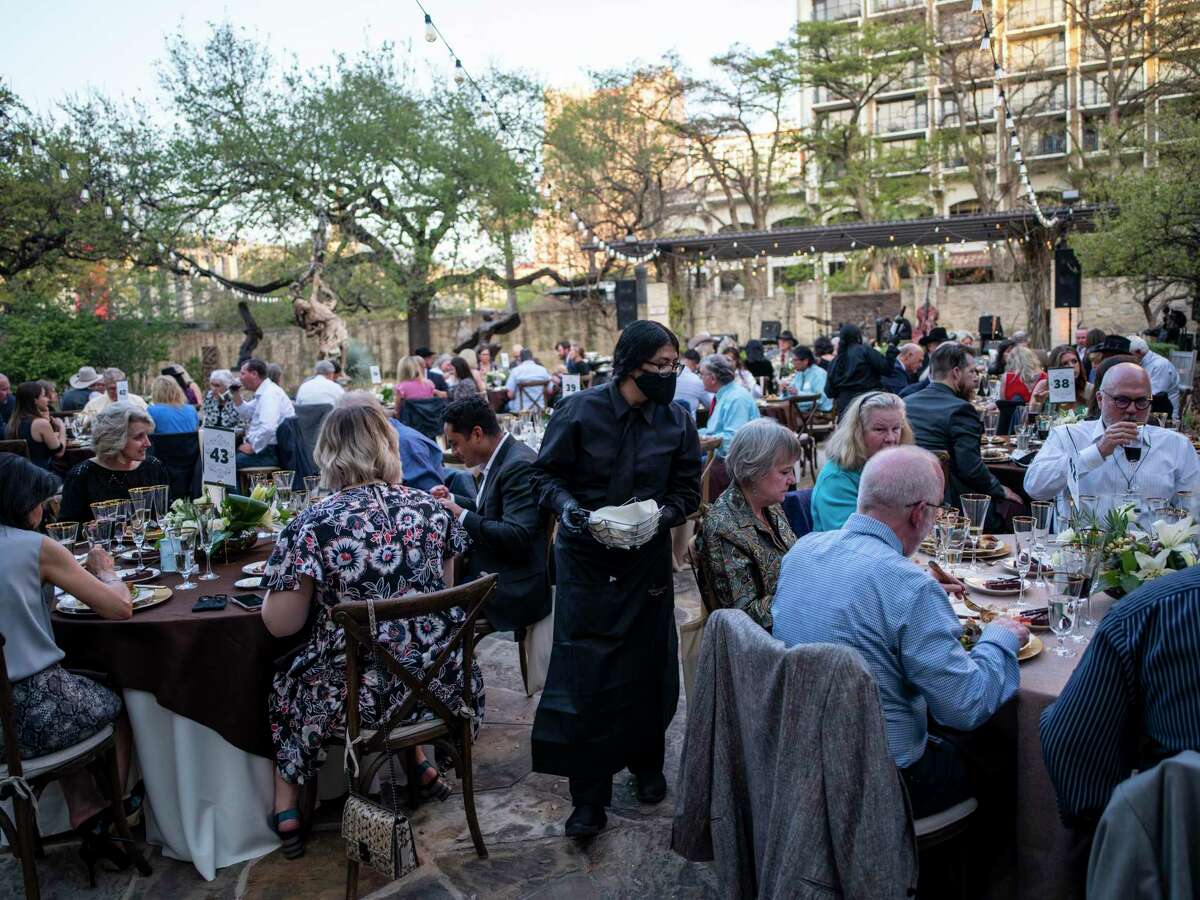 Return of live auction will help Briscoe Museum net 2 million