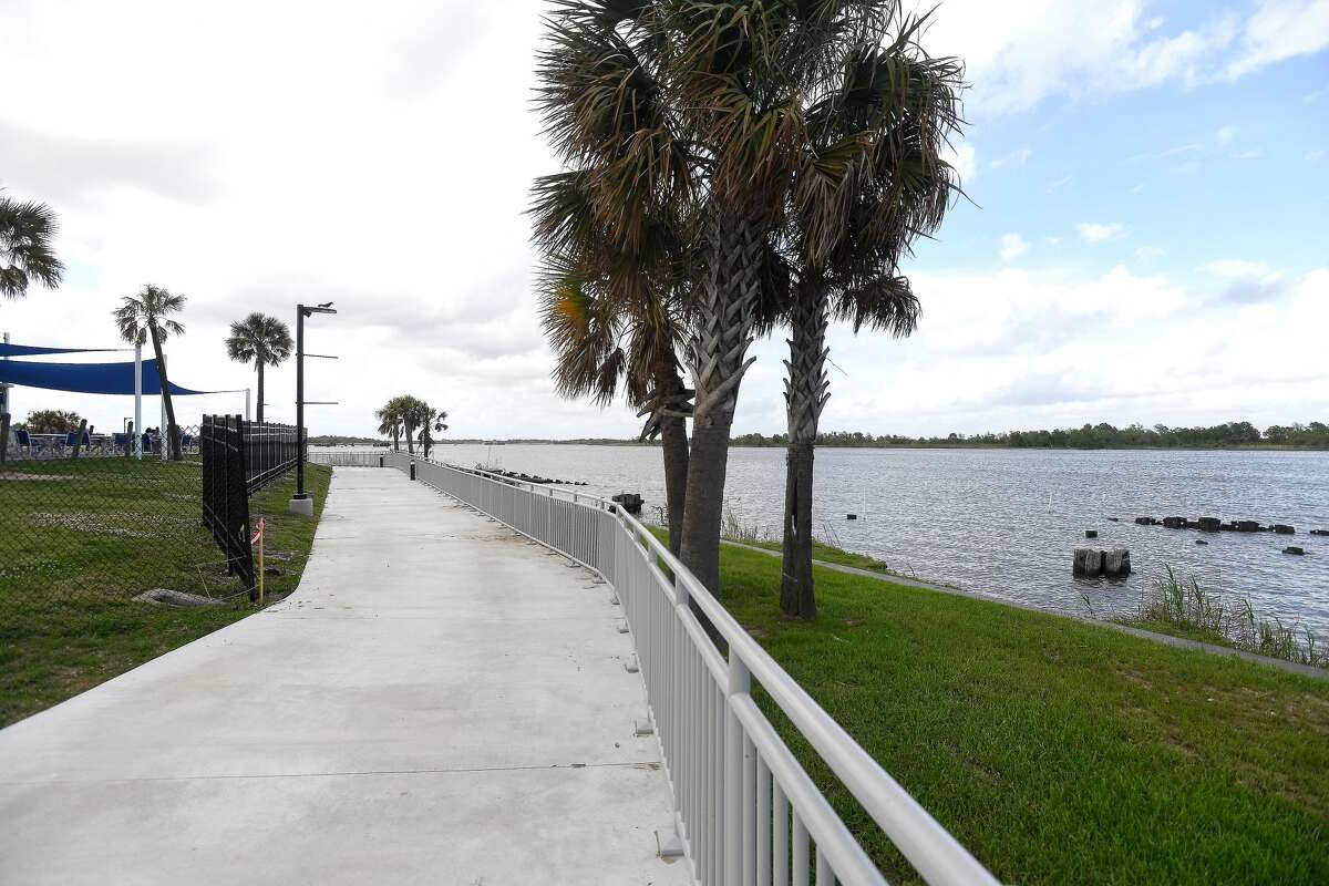 Restaurant, bar proposed for last piece of Port Neches riverfront