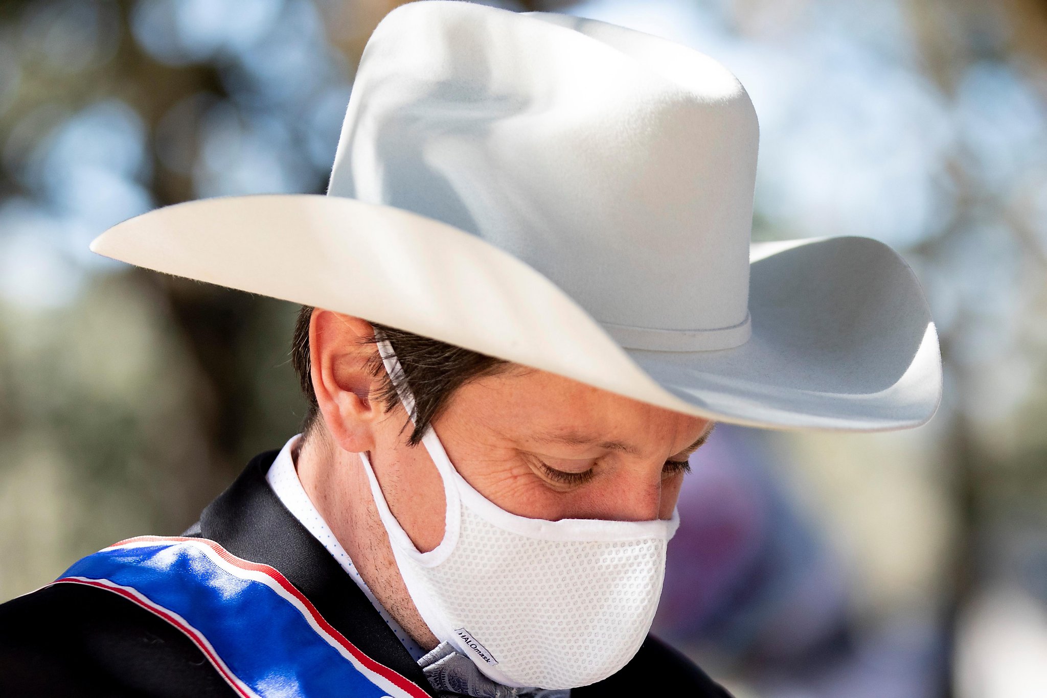 Windsor Mayor Dominic Foppoli says he will step back, not down