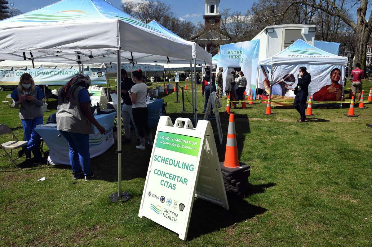 A COVID-19 FEMA Mobile Vaccination Unit set up on the New Haven Green on April 8, 2021.