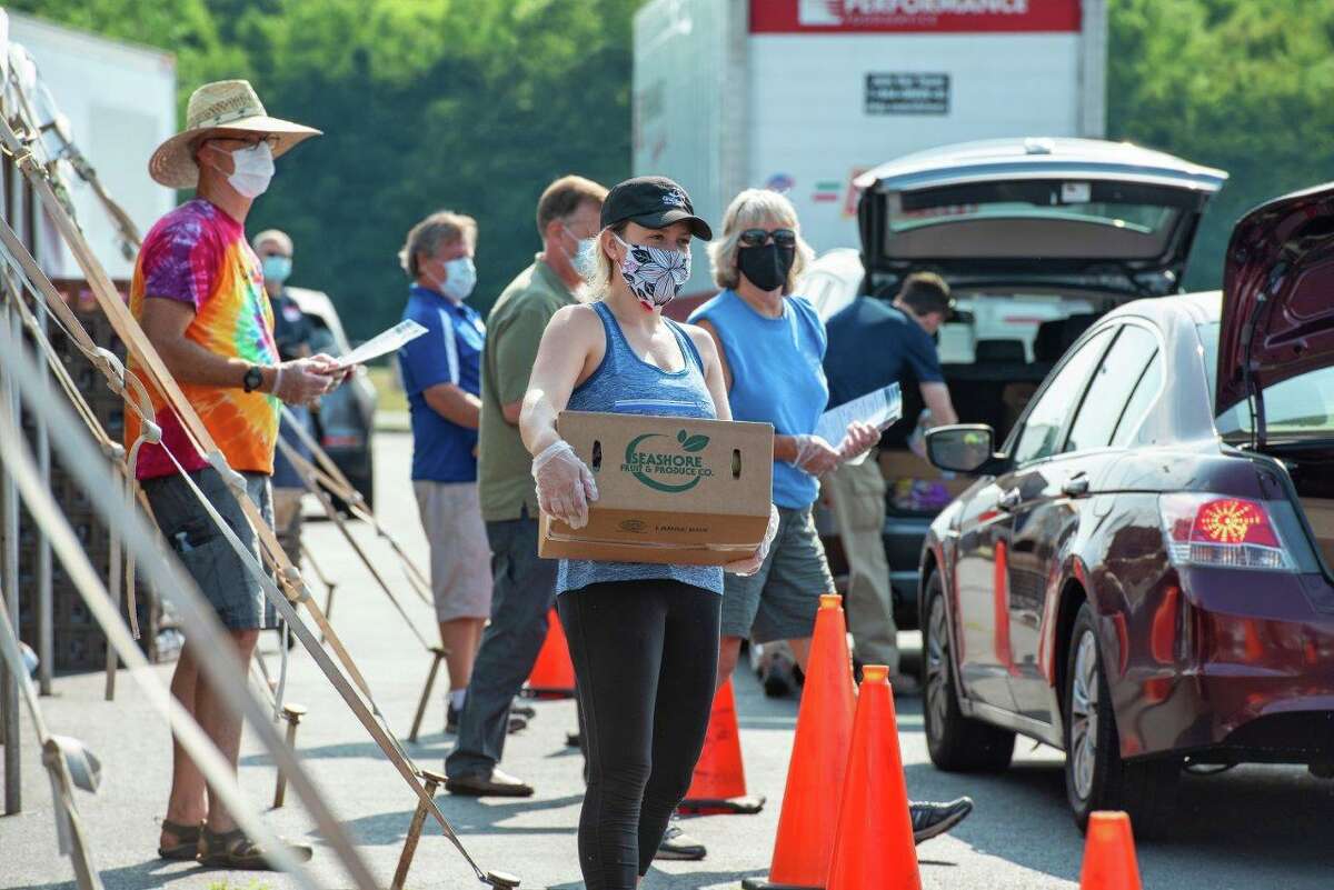 Pratt & Whitney employees at a food drive in East Hartford, Conn., where the jet engine maker is based as a subsidiary of Raytheon Technologies. (Photo courtesy Raytheon Technologies)
