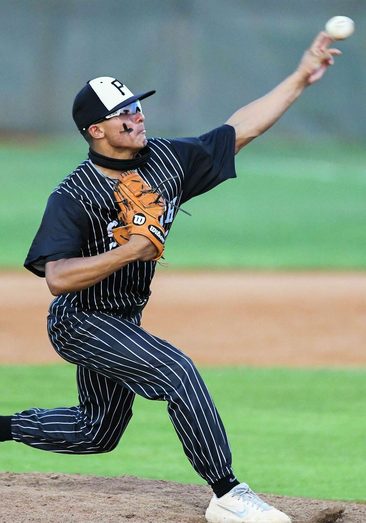 Juan Milera and the United South Panthers led United 10-3 heading into the bottom of the seventh inning as of press time Friday.
