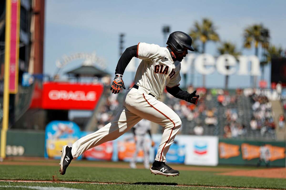 LaMonte Wade Jr. gets leadoff spot at Dodger Stadium and plays first,  fitting in well with Giants