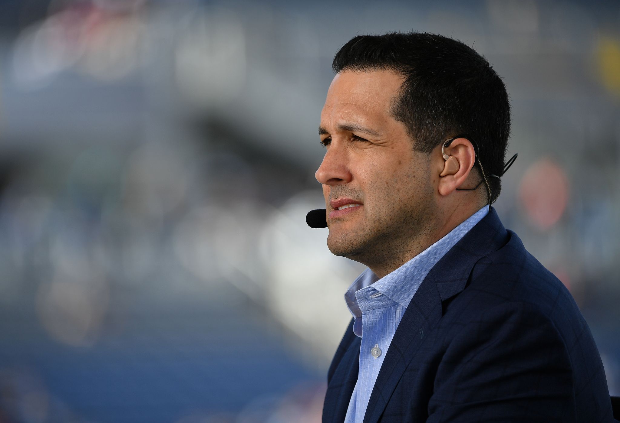 Adam Schefter on Aaron Rodgers Negotiation: “Both sides now appear to be  dug in” - Gang Green Nation