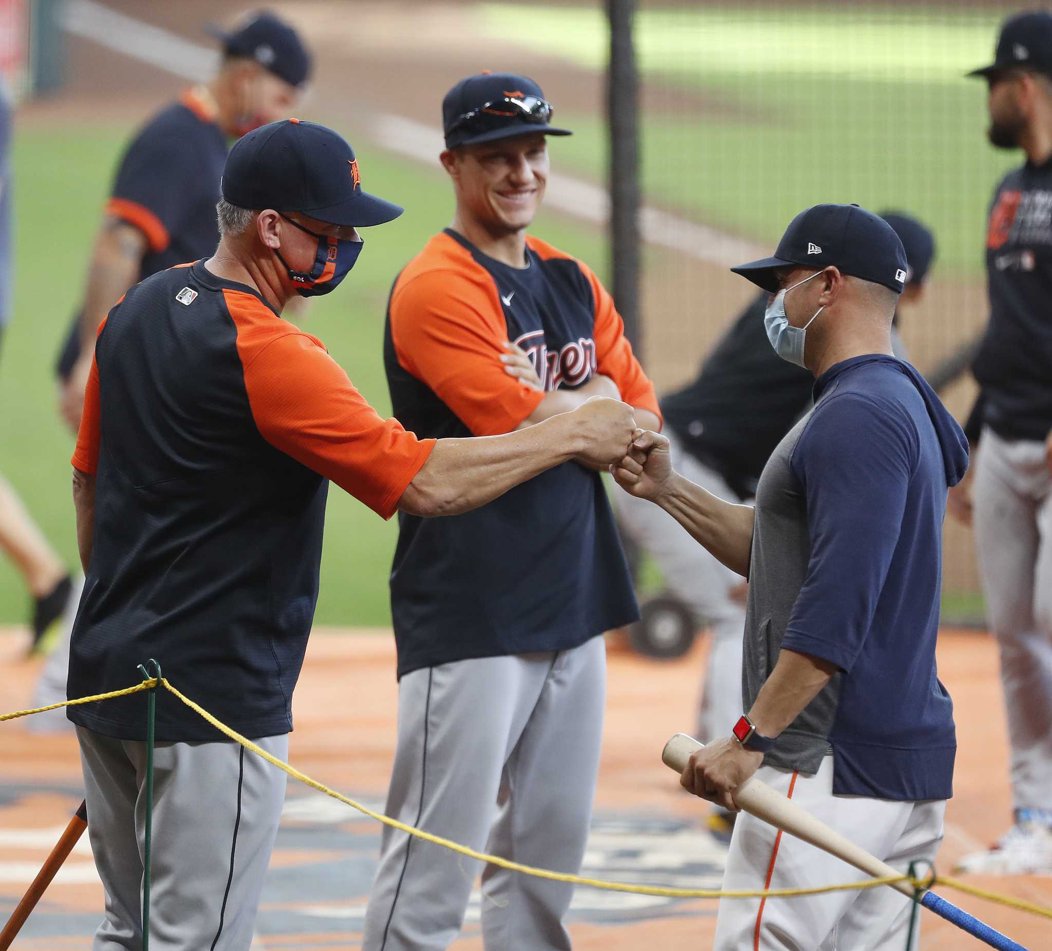 A.J. Hinch cheered in return to Houston