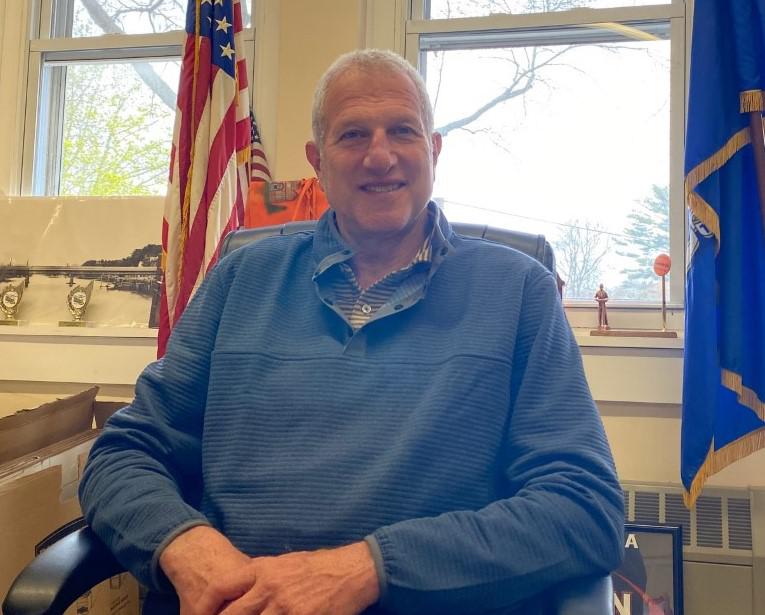 Shelton mayor seeking 16th term - Vimarsana News