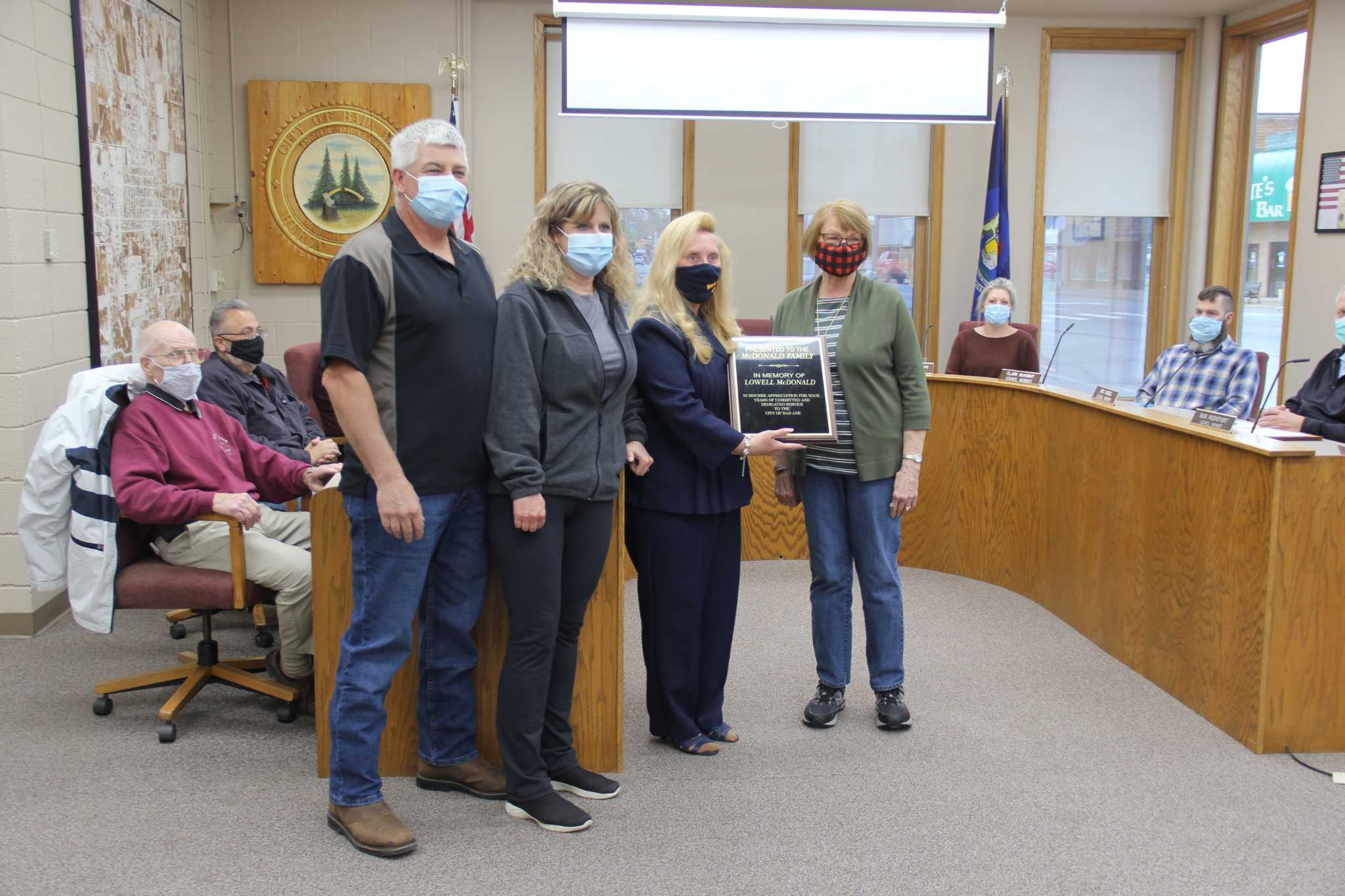Bad Axe council names walking path sponsors - Vimarsana News