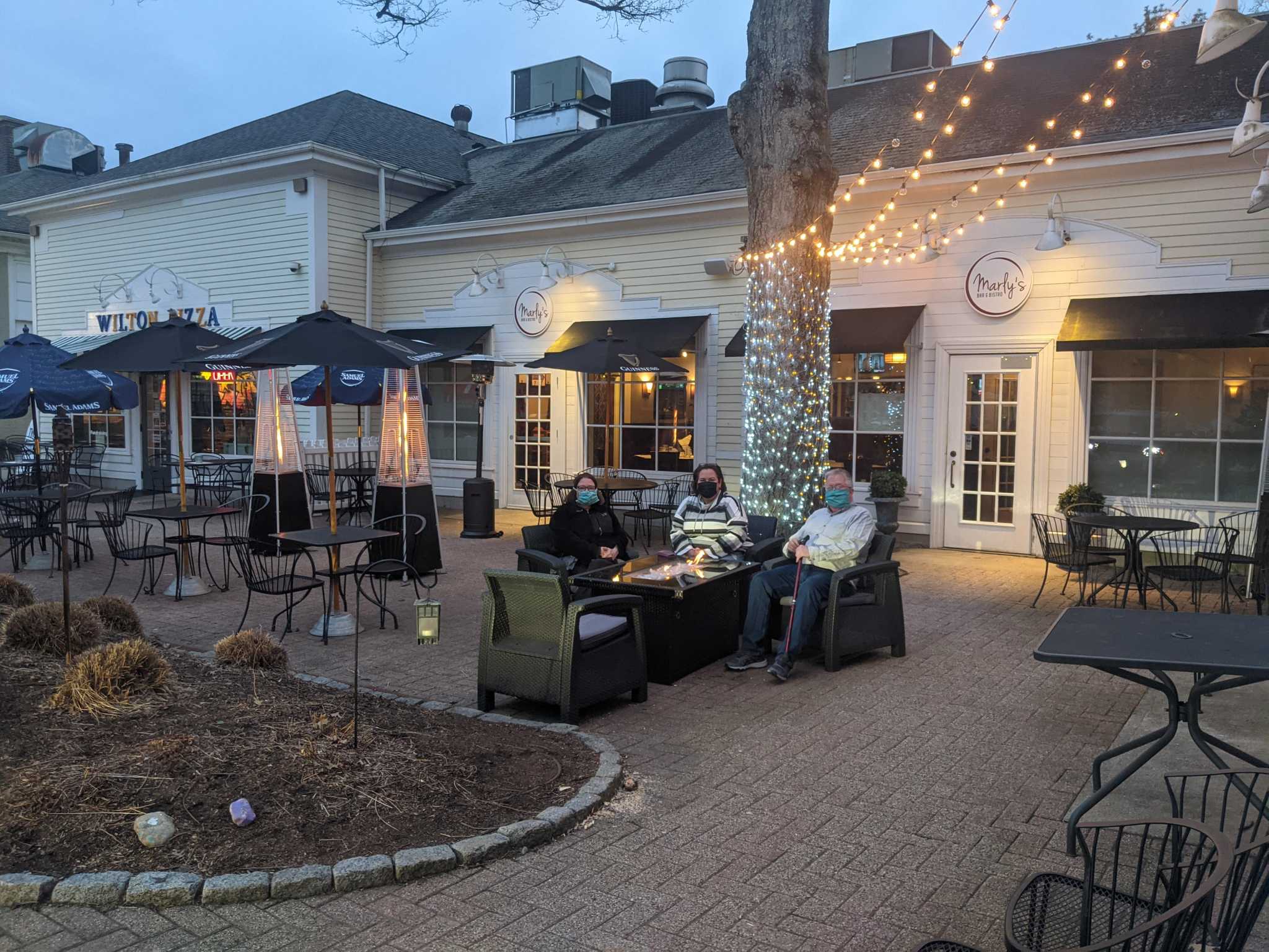 Outdoor dining in Wilton poised to permanent. Here's how.