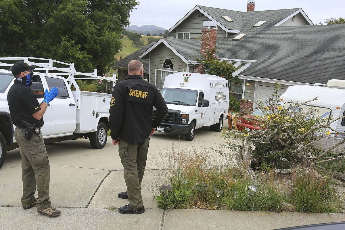 Investigators search for missing student Kristin Smart at the home of Ruben Flores in Arroyo Grande.