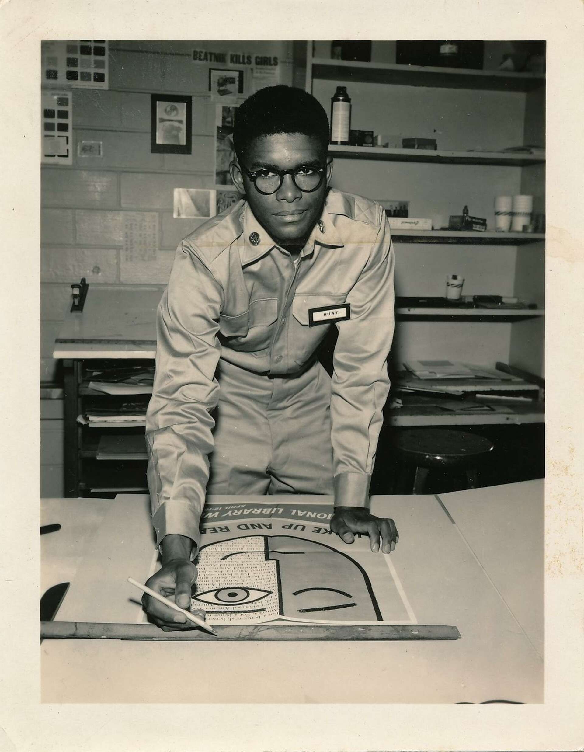 Renowned sculptor one of the first Black men to eat at