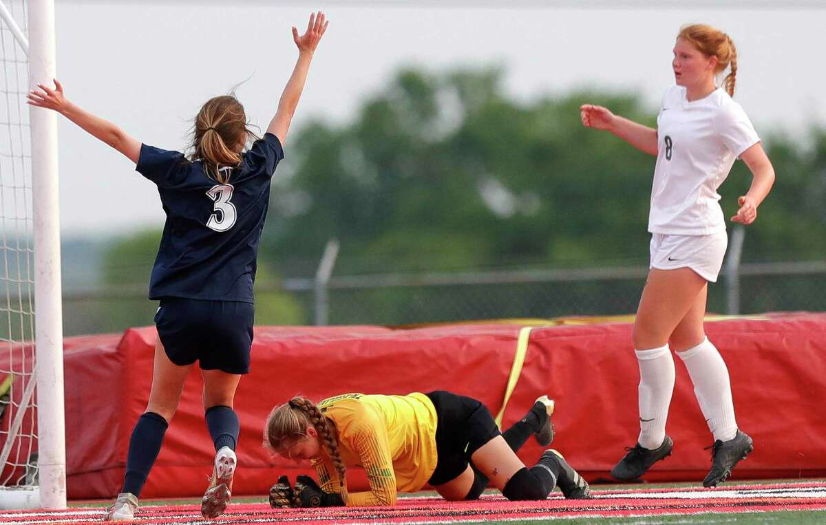 GIRLS SOCCER: The Woodlands falls to Flower Mound in state ...