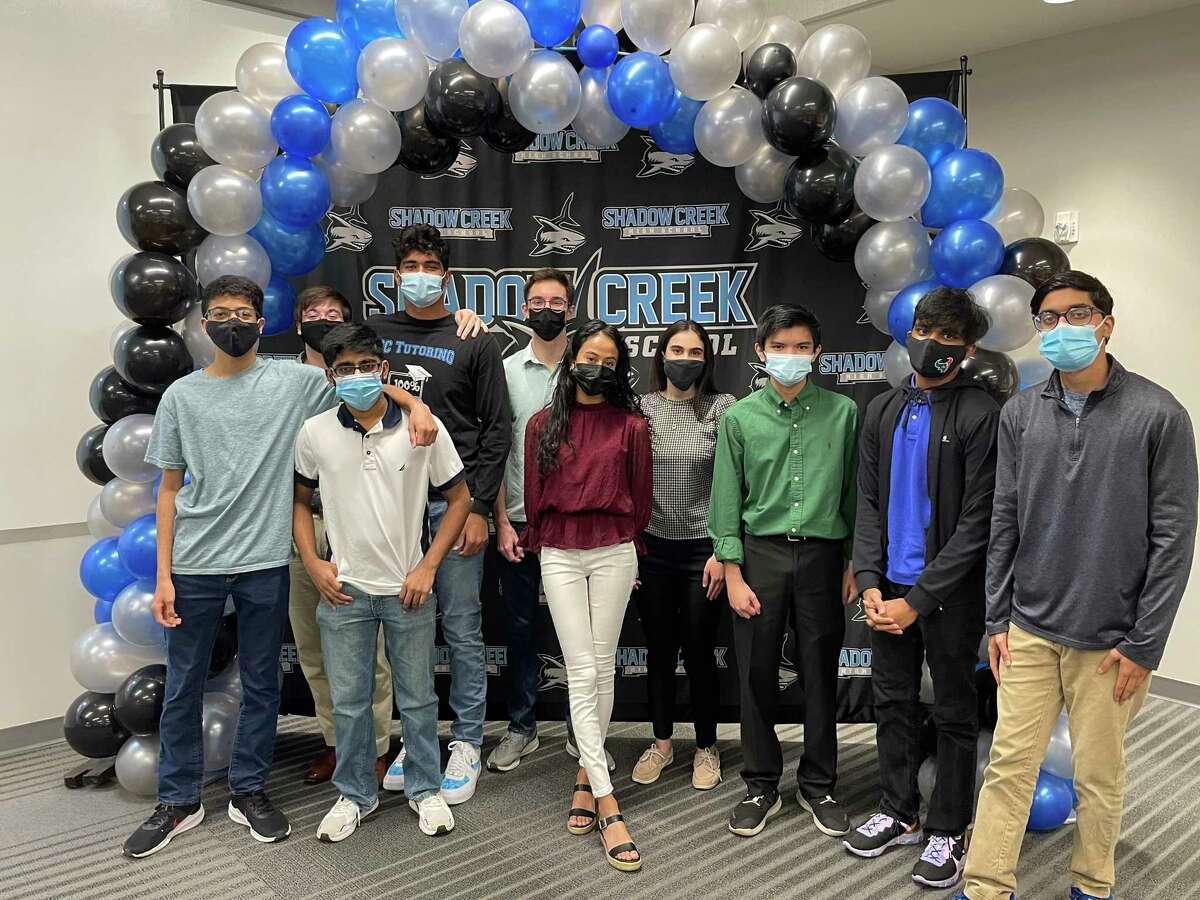 Here’s the latest on Pearland, Alvin ISD graduation ceremonies