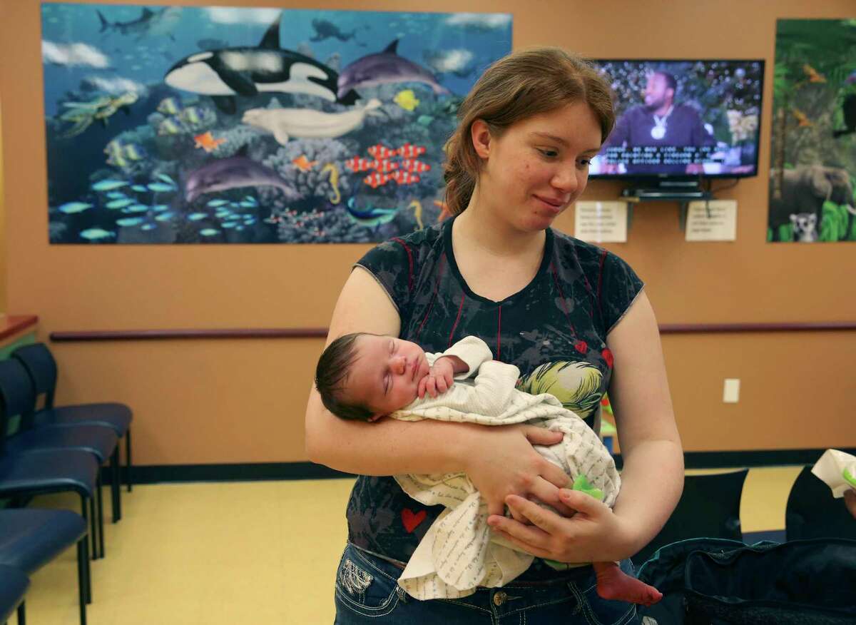 Bill expanding Medicaid coverage for new mothers clears