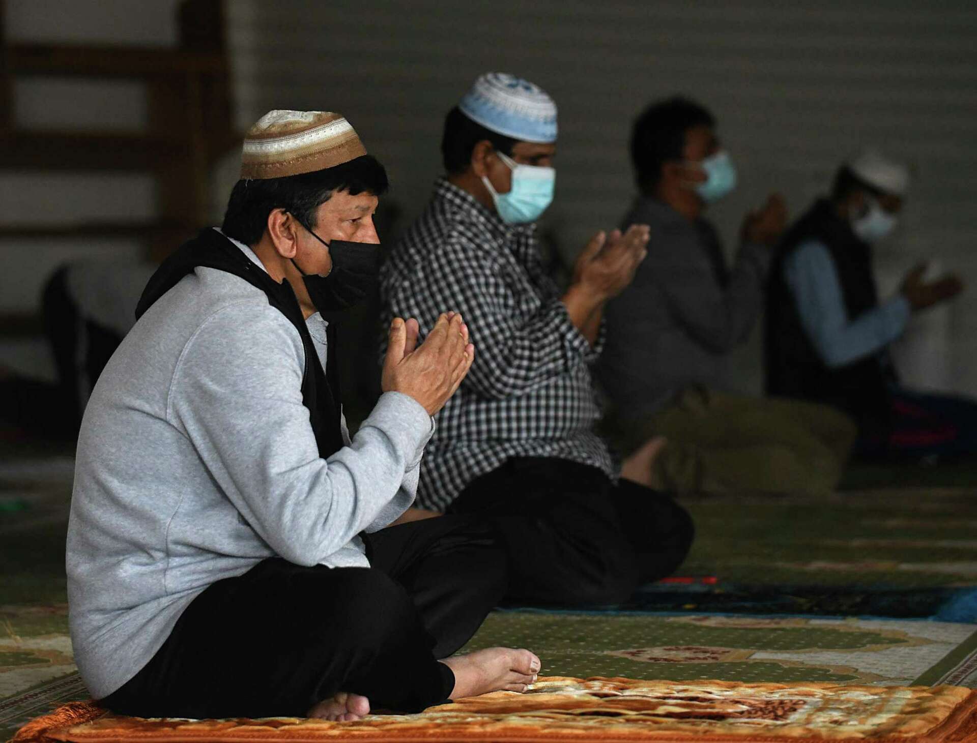 After difficult year, praying together for Ramadan feels